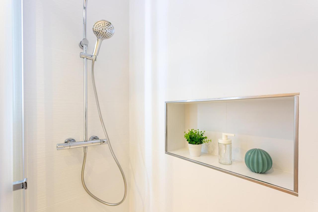 Apartamento Souviron Málaga Exteriör bild